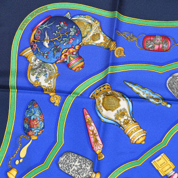 HERMES Silk Qu'Importe Le Flacon Scarf 90