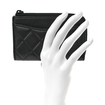 CHANEL Pearly Lambskin Quilted Zip Card Holder So Black