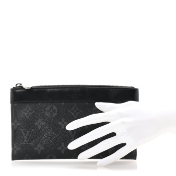 LOUIS VUITTON Monogram Eclipse Discovery Pochette