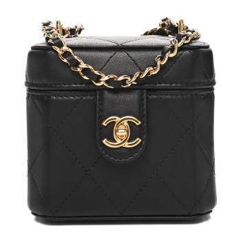 CHANEL Lambskin Quilted Vanity Clutch With Chain Black