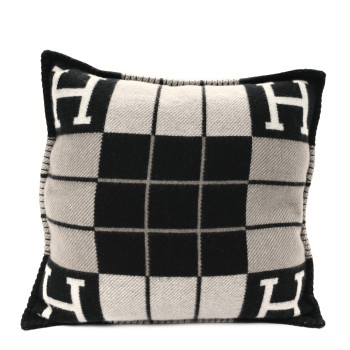 HERMES Wool Cashmere Avalon III Pillow PM Ecru Black