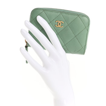 CHANEL Caviar Quilted Zip Coin Purse Light Green