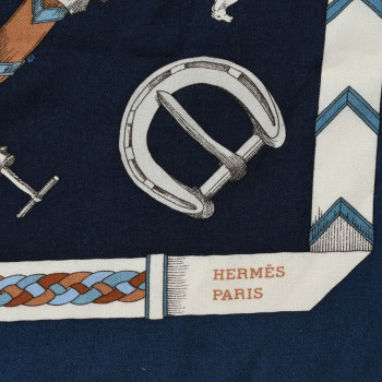 HERMES Cashmere Silk Chevaux Dechaines Shawl 140 Marine Fonce White Noisette