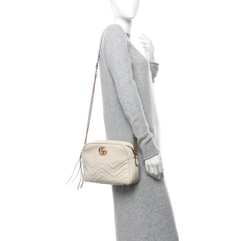 GUCCI Calfskin Matelasse Medium GG Marmont Chain Shoulder Bag Mystic White