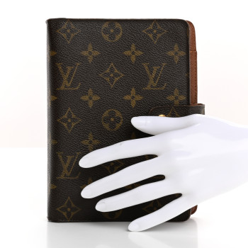 LOUIS VUITTON Monogram Medium Ring Agenda Cover