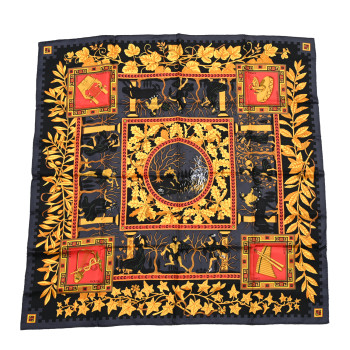 HERMES Silk Musique Des Dieux Scarf 90