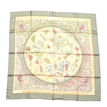 HERMES Silk www.hermes.com Scarf 90