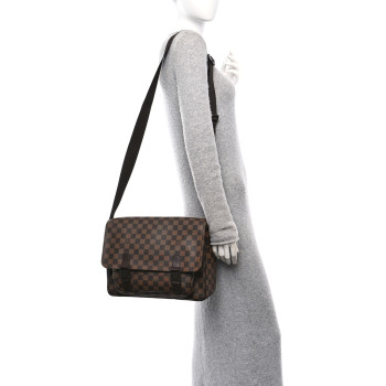 LOUIS VUITTON Damier Ebene Melville Messenger Bag