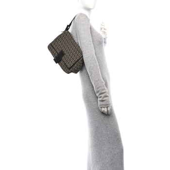 FENDI Zucchino Vitello Mama Baguette Testa di Moro Beige