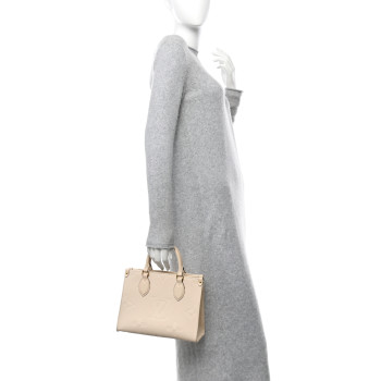 LOUIS VUITTON Empreinte Monogram Giant Onthego PM Cream Beige