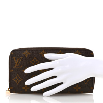 LOUIS VUITTON Monogram Zippy Wallet