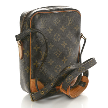 LOUIS VUITTON Monogram Danube 21
