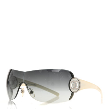 CHANEL CC Sunglasses 4145 White