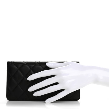 CHANEL Lambskin Quilted Yen Wallet Black