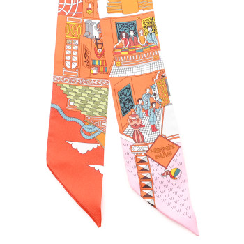 HERMES Silk La Maison des Carres Twilly Orange Capucine Rose