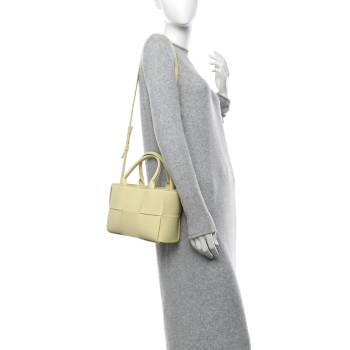 BOTTEGA VENETA Nappa Maxi Intrecciato Mini Arco Tote Ice Cream