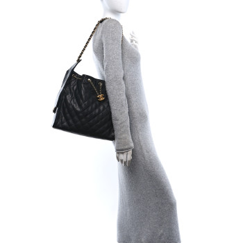 CHANEL Caviar Quilted Medium Chanel 25 Handbag Black