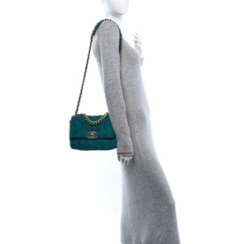 CHANEL Tweed Quilted Medium Chanel 19 Flap Green