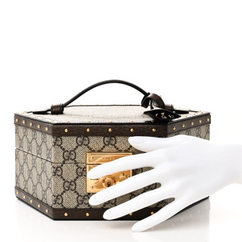 GUCCI GG Supreme Monogram Textured Dollar Calfskin Studded Padlock Hexagon Top Handle Case Beige Ebony New Acero