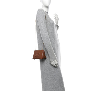 CELINE Smooth Calfskin Cuir Triomphe Clutch on Chain Tan