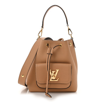 LOUIS VUITTON Calfskin Lockme Bucket MM Arizona Beige