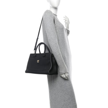 CHANEL Grained Calfskin Small Neo Executive Shopper Tote  Black