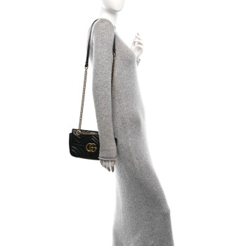 GUCCI Calfskin Matelasse Mini GG Marmont Shoulder Bag Black