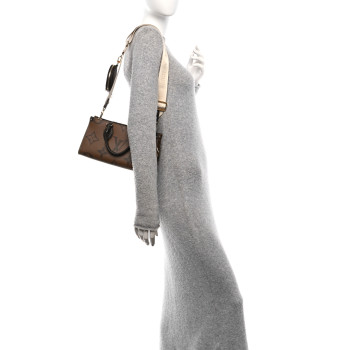 LOUIS VUITTON Reverse Monogram Giant OnTheGo East West