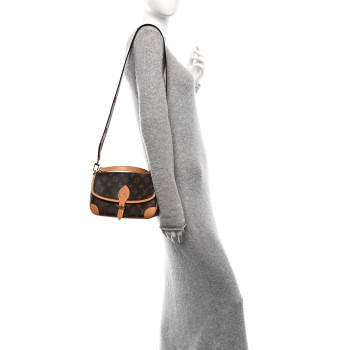 LOUIS VUITTON Monogram Diane Black