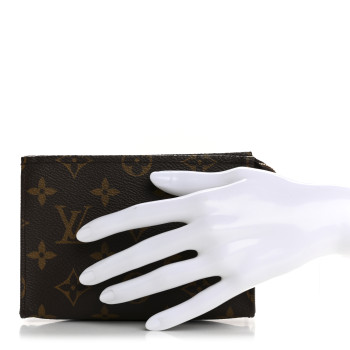 LOUIS VUITTON Monogram Toiletry Pouch 15 Fuchsia