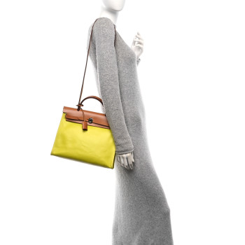 HERMES Toile H Berline Vache Hunter Herbag Zip 31 PM Lime