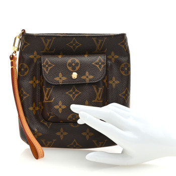 LOUIS VUITTON Monogram Partition Wristlet