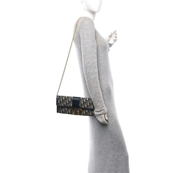 CHRISTIAN DIOR Oblique 30 Montaigne Chain Pouch Blue