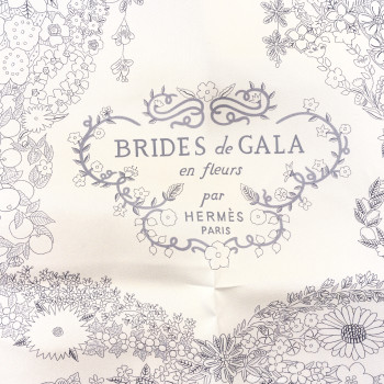 HERMES Silk Brides De Gala En Fleurs Scarf 90 Ebene White Gris Anthracite