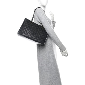 CHANEL Caviar Quilted Grand Shopping Tote GST Black
