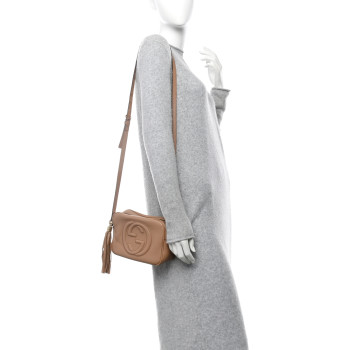 GUCCI Pebbled Calfskin Small Soho Disco Bag Camelia