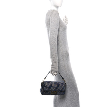 FENDI Chenille FF Embroidered Baguette Grigio Notte Flamingo