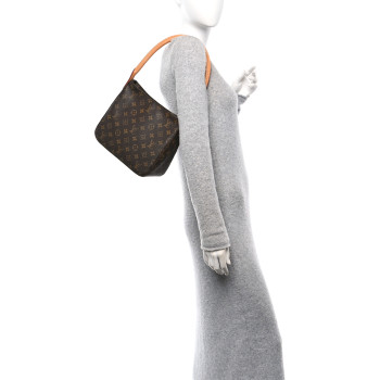 LOUIS VUITTON Monogram Looping MM