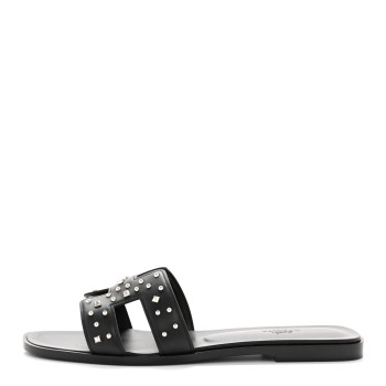 HERMES Calfskin Studded Oran Sandals 40 Black