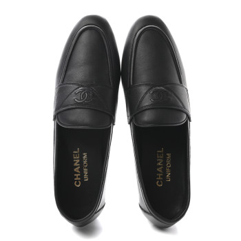 CHANEL Calfskin Womens Stitched CC Loafers 37.5 Black