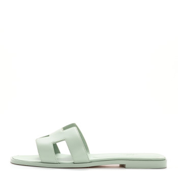HERMES Calfskin Oran Sandals 39 Vert D'eau
