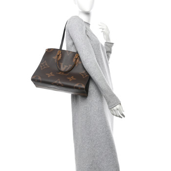 LOUIS VUITTON Reverse Monogram Giant Onthego MM