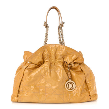 CHRISTIAN DIOR Patent Cannage Medium Le Trente Tote Beige