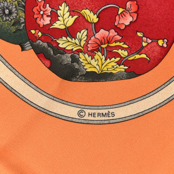 HERMES Silk Qu'Importe Le Flacon Scarf 90