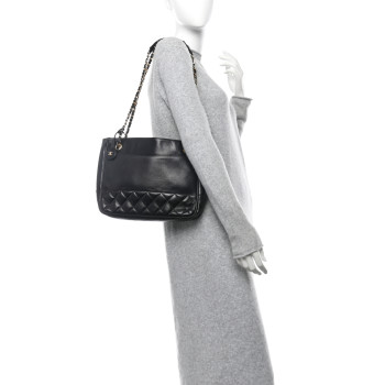 CHANEL Lambskin Quilted Shoulder Bag Black