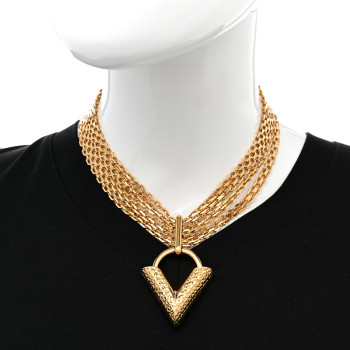 LOUIS VUITTON Essential V Guilloche Choker Gold