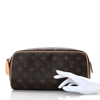 LOUIS VUITTON Monogram Dopp Kit Toilet Pouch