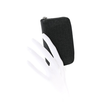 LOUIS VUITTON Taiga Zippy Coin Purse Vertical Black