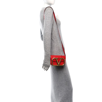 VALENTINO GARAVANI Smooth Calfskin Supervee Shoulder Bag Rouge Pur