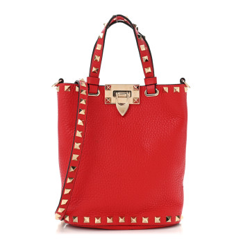 VALENTINO GARAVANI Pebbled Calfskin Rockstud Bucket Bag Red